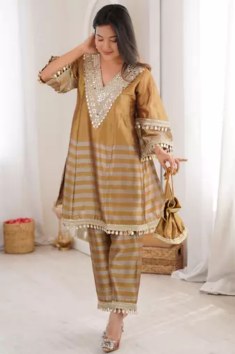 Incredible Golden Mirror Work Tissue Party Wear Co-ord Set With Batwa