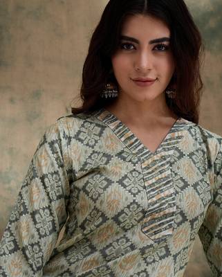 Green cotton stitched top with stitched cotton bottom and - dupatta 3/4 sleeve printed straight top 4