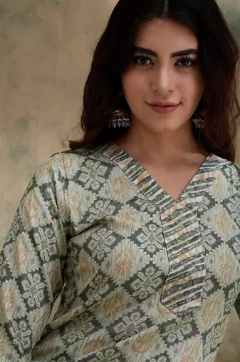 Green cotton stitched top with stitched cotton bottom and - dupatta 3/4 sleeve printed straight top