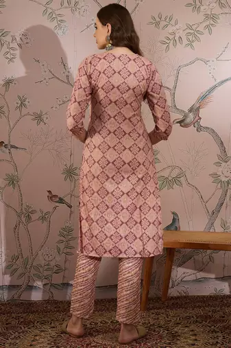 Light purple cotton stitched top with stitched cotton bottom and - dupatta 3/4 sleeve printed straight top