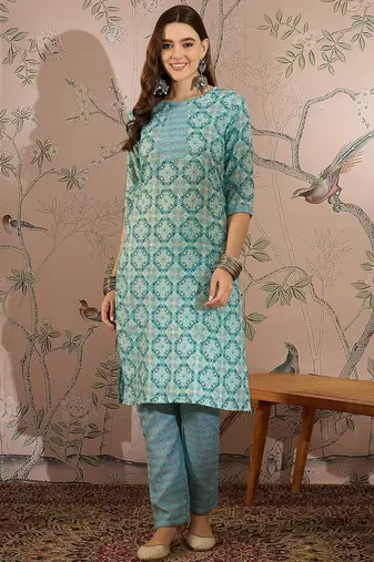 Blue cotton stitched top with stitched cotton bottom and - dupatta 3/4 sleeve printed straight top