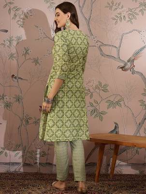 Green cotton stitched top with stitched cotton bottom and - dupatta 3/4 sleeve printed straight top 2