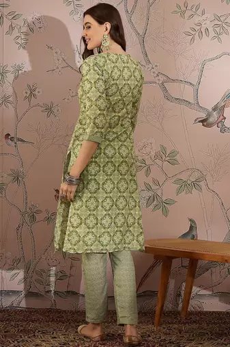 Green cotton stitched top with stitched cotton bottom and - dupatta 3/4 sleeve printed straight top