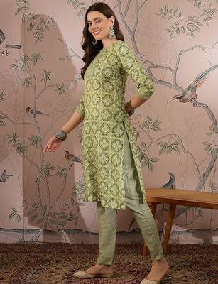 Green cotton stitched top with stitched cotton bottom and - dupatta 3/4 sleeve printed straight top 3