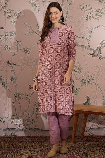 Pink cotton stitched top with stitched cotton bottom and - dupatta 3/4 sleeve printed straight top