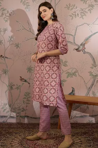 Pink cotton stitched top with stitched cotton bottom and - dupatta 3/4 sleeve printed straight top
