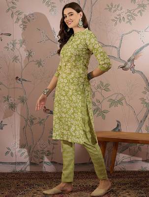Green cotton stitched top with stitched cotton bottom and - dupatta 3/4 sleeve printed straight top 3