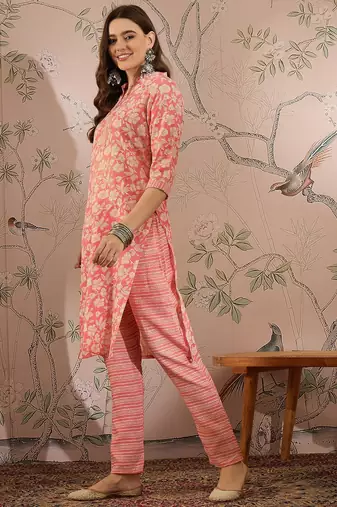 Peach cotton stitched top with stitched cotton bottom and - dupatta 3/4 sleeve printed straight top