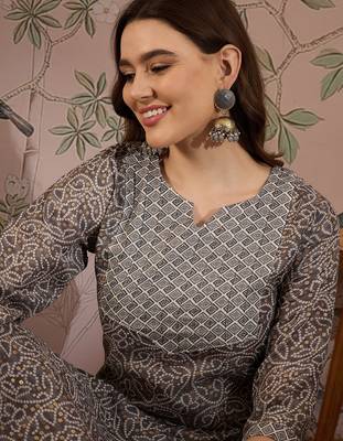 Grey cotton stitched top with stitched cotton bottom and - dupatta 3/4 sleeve printed straight top 4