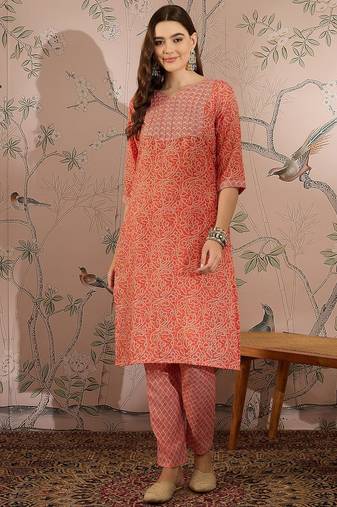 Peach cotton stitched top with stitched cotton bottom and - dupatta 3/4 sleeve printed straight top