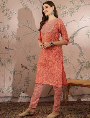 Peach cotton stitched top with stitched cotton bottom and - dupatta 3/4 sleeve printed straight top 3