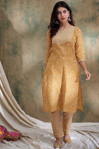 Yellow cotton stitched top with stitched cotton bottom and - dupatta 3/4 sleeve printed straight top