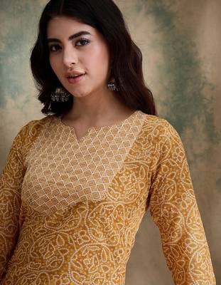 Yellow cotton stitched top with stitched cotton bottom and - dupatta 3/4 sleeve printed straight top 4