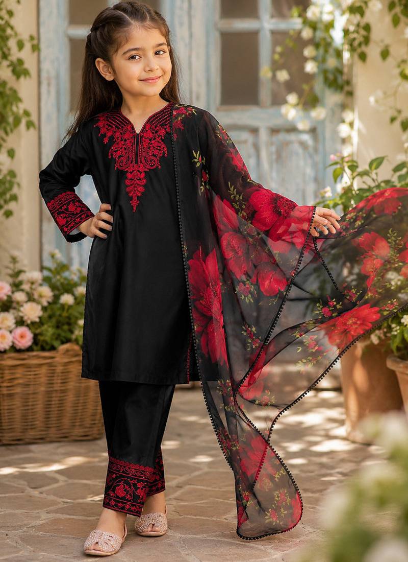 Premium kids black silk-blend kurta set with maroon embroidery work and dupatta