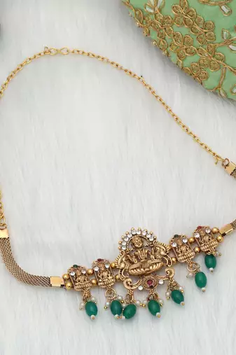 Green color choker temple necklace