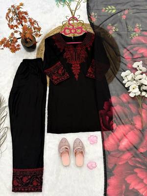 Premium kids black silk-blend kurta set with maroon embroidery work and dupatta 3