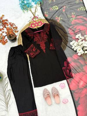 Premium kids black silk-blend kurta set with maroon embroidery work and dupatta 4