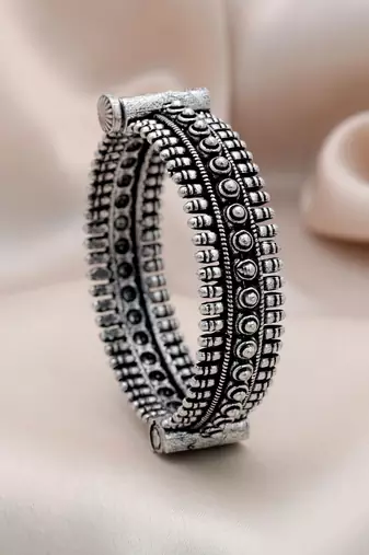 Silver color oxidised openable bracelet