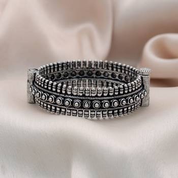 Silver color oxidised openable bracelet 3