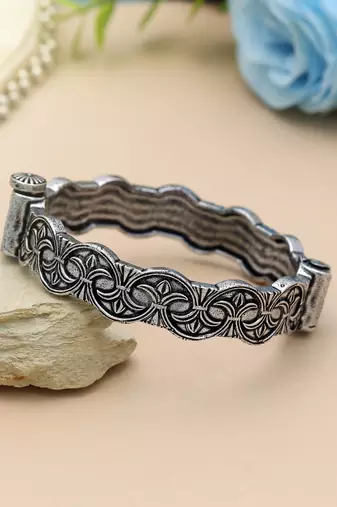 Silver color oxidised openable bracelet