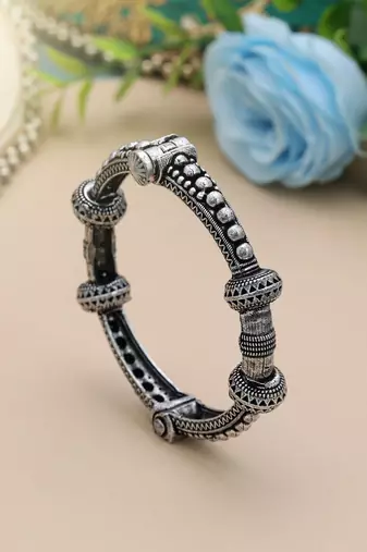 Silver color oxidised openable bracelet
