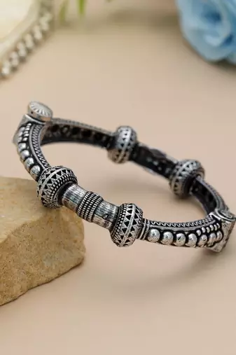 Silver color oxidised openable bracelet