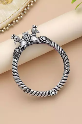 Silver color oxidised openable bracelet