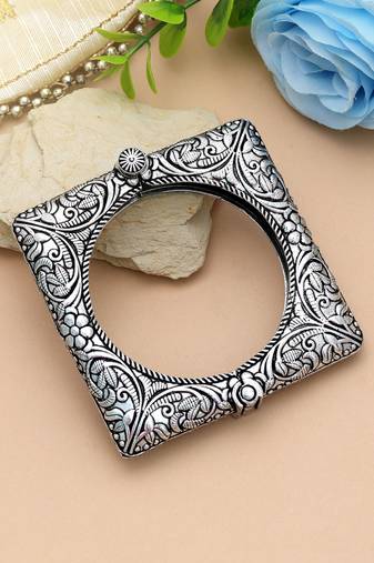 Silver color oxidised openable bracelet