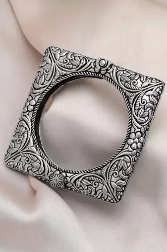 Silver color oxidised openable bracelet