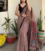 Beige & maroon chevron printed linen blend casual saree with unstitched blouse