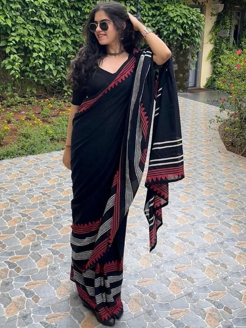 Black & red printed linen casual saree with unstitched blouse