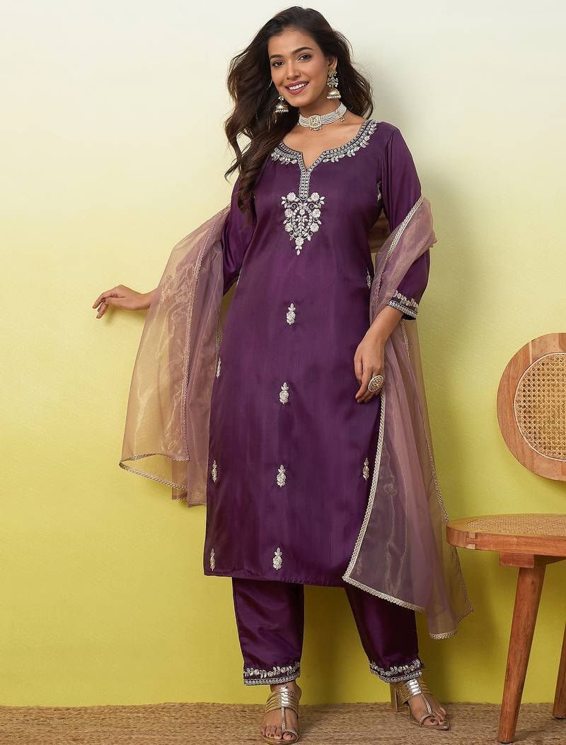Purple women kurta pant dupatta set