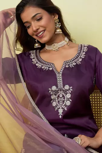 Purple women kurta pant dupatta set