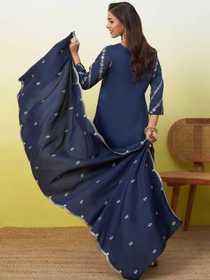 Blue women kurta pant dupatta set 2