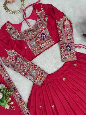 Pink Traditional Lehenga Choli with Heavy Border Work & Elegant Dupatta 5