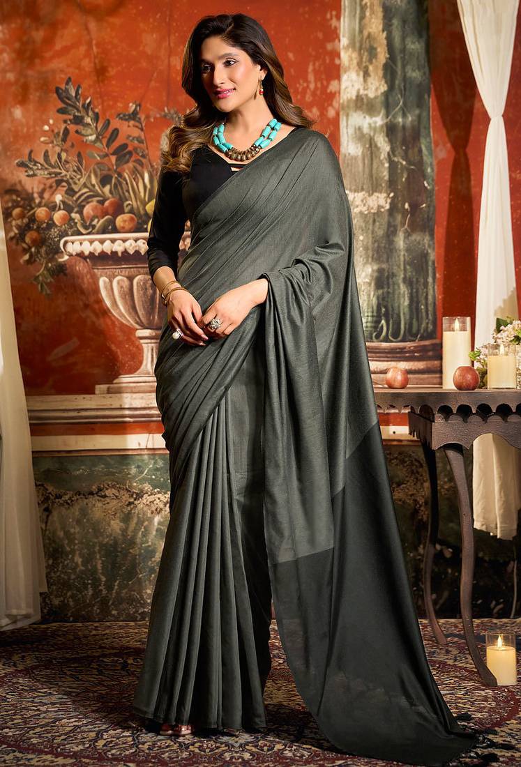 Grey mal cotton contrast pallu with fancy tassels saree with blouse