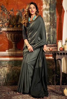 Grey mal cotton contrast pallu with fancy tassels saree with blouse 3