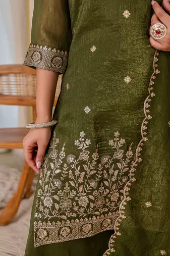 Floral embroidered silk blend round neck kurta trosuer & dupatta set