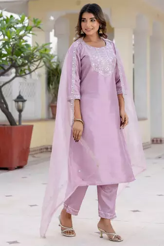 Floral embroidered silk round neck kurta trosuer & dupatta set