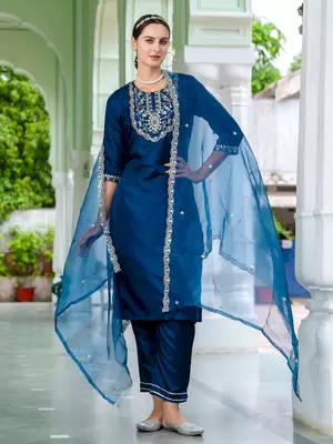 Floral embroidered silk round neck kurta trosuer & dupatta set 1