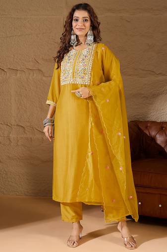 Floral embroidered silk round neck kurta trosuer & dupatta set
