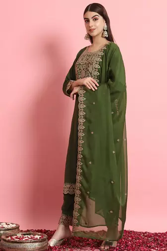 Floral embroidered silk round neck kurta trosuer & dupatta set