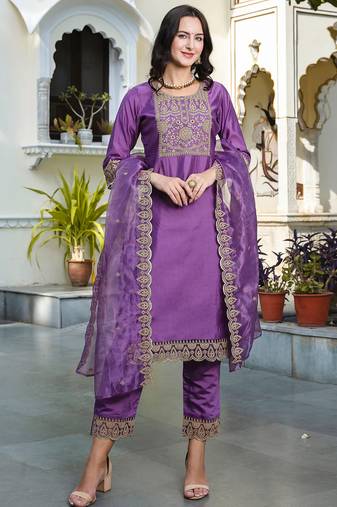 Floral embroidered silk round neck kurta trosuer & dupatta set