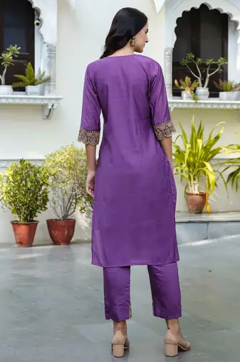 Floral embroidered silk round neck kurta trosuer & dupatta set
