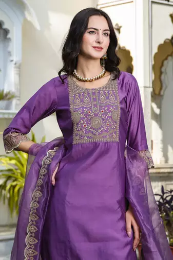 Floral embroidered silk round neck kurta trosuer & dupatta set