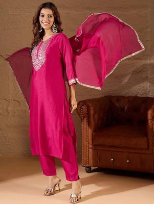 Floral embroidered silk round neck kurta trosuer & dupatta set 2