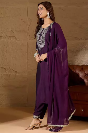Floral embroidered silk round neck kurta trosuer & dupatta set