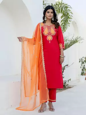 Floral embroidered cotton round neck kurta trosuer & dupatta set 1