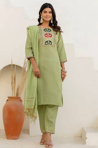 Floral embroidered cotton round neck kurta trosuer & dupatta set