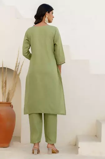 Floral embroidered cotton round neck kurta trosuer & dupatta set